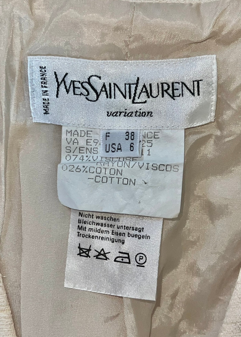 Veste écru Yves Saint Laurent Variation, taille 38