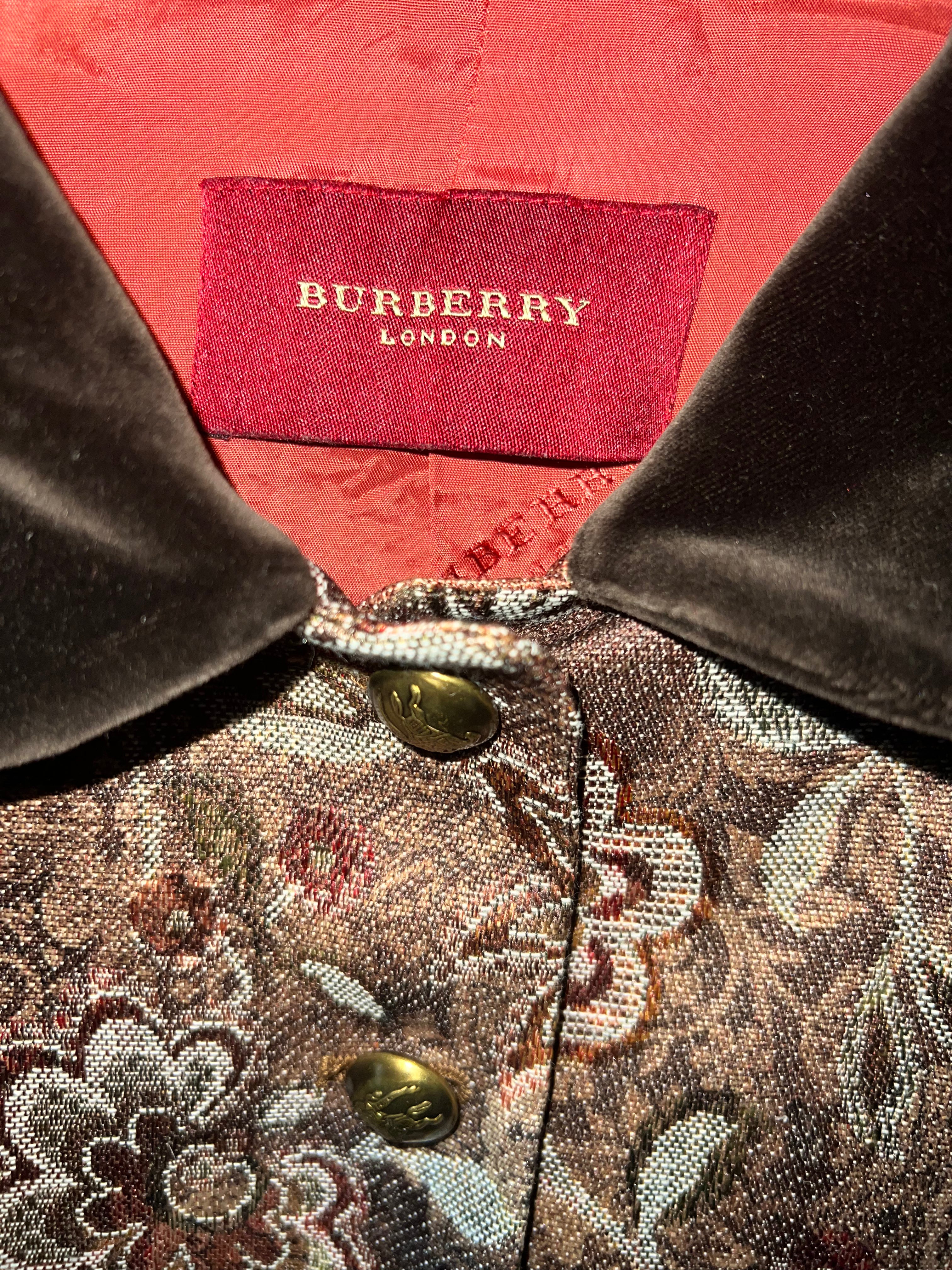 Veste tapisserie florale vintage à col velours Burberry, taille 34